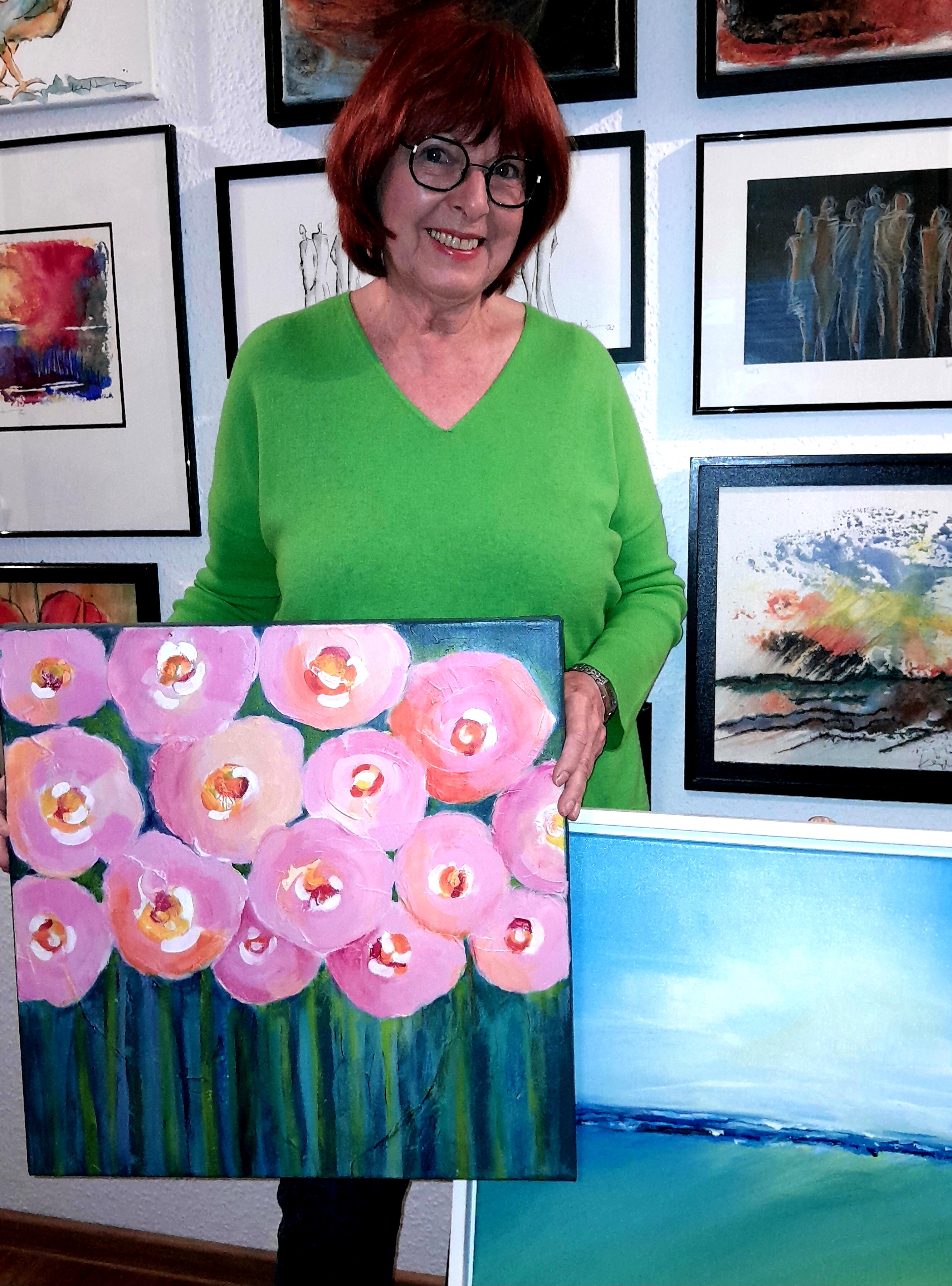 Karin Schwarz mit Bildern 2024 1